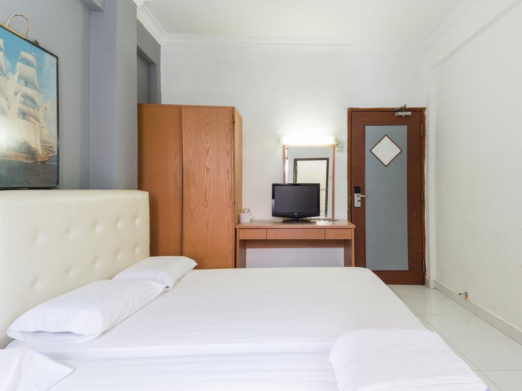 Reddoorz Near Aljunied Mrt Hotel Singapore Buitenkant foto