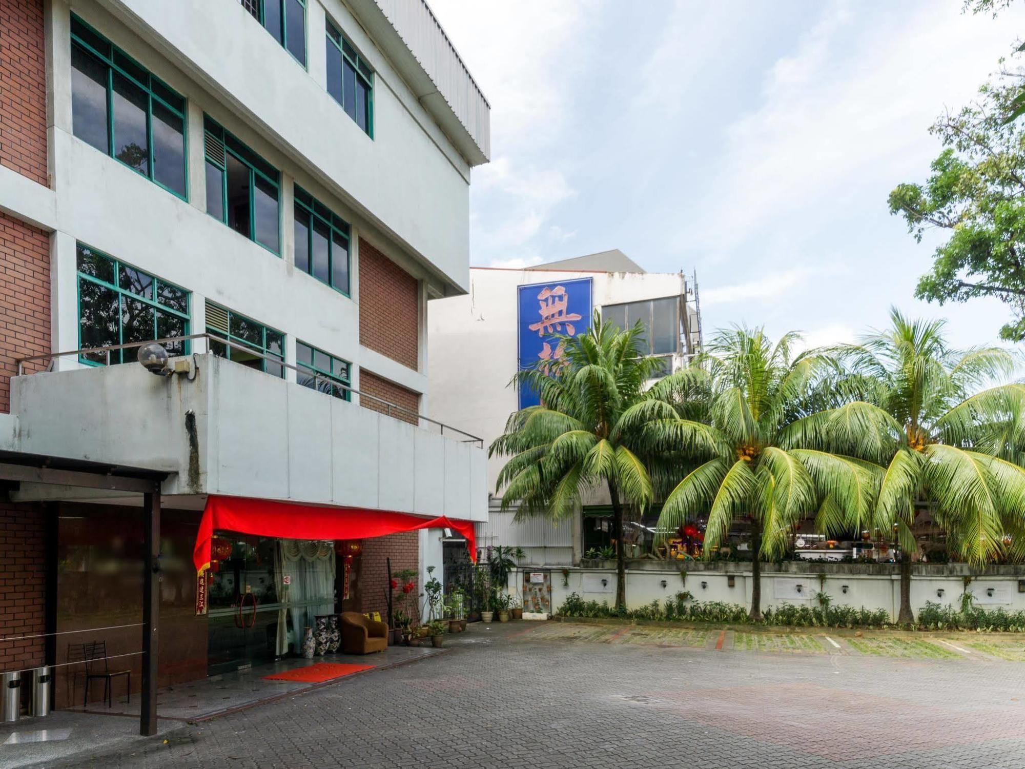 Reddoorz Near Aljunied Mrt Hotel Singapore Buitenkant foto